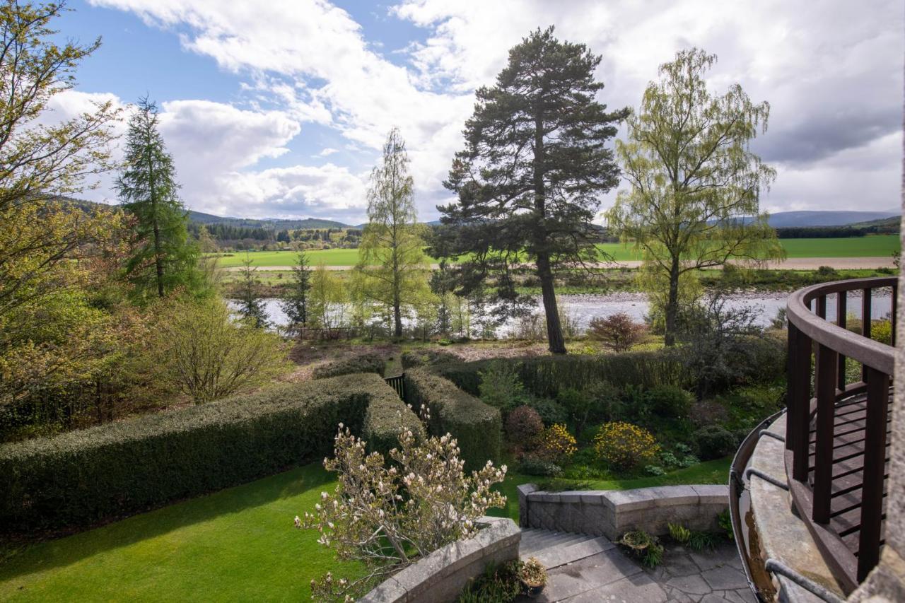 Bed and Breakfast Lys-Na-Greyne Aboyne Esterno foto