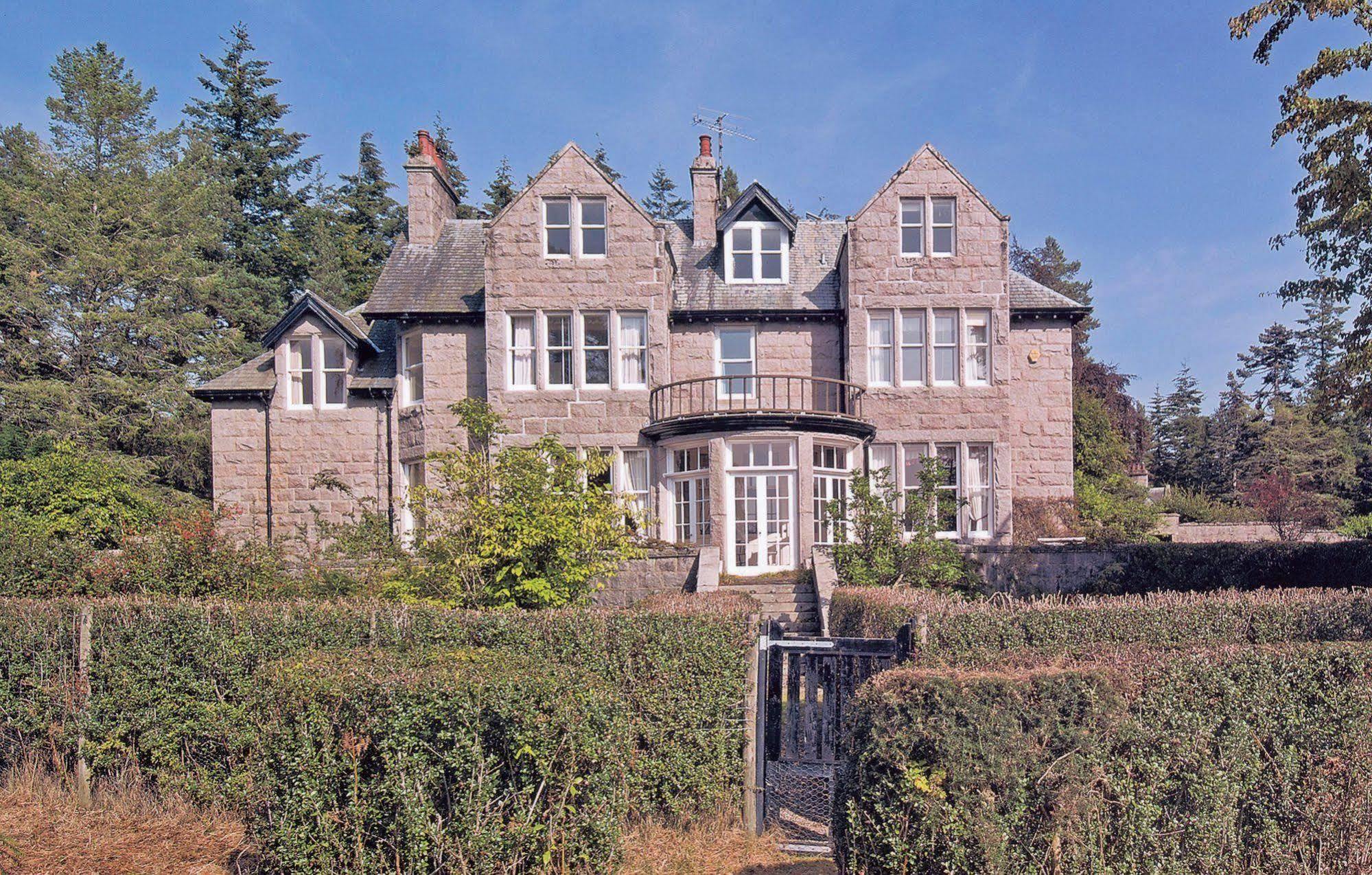 Bed and Breakfast Lys-Na-Greyne Aboyne Esterno foto